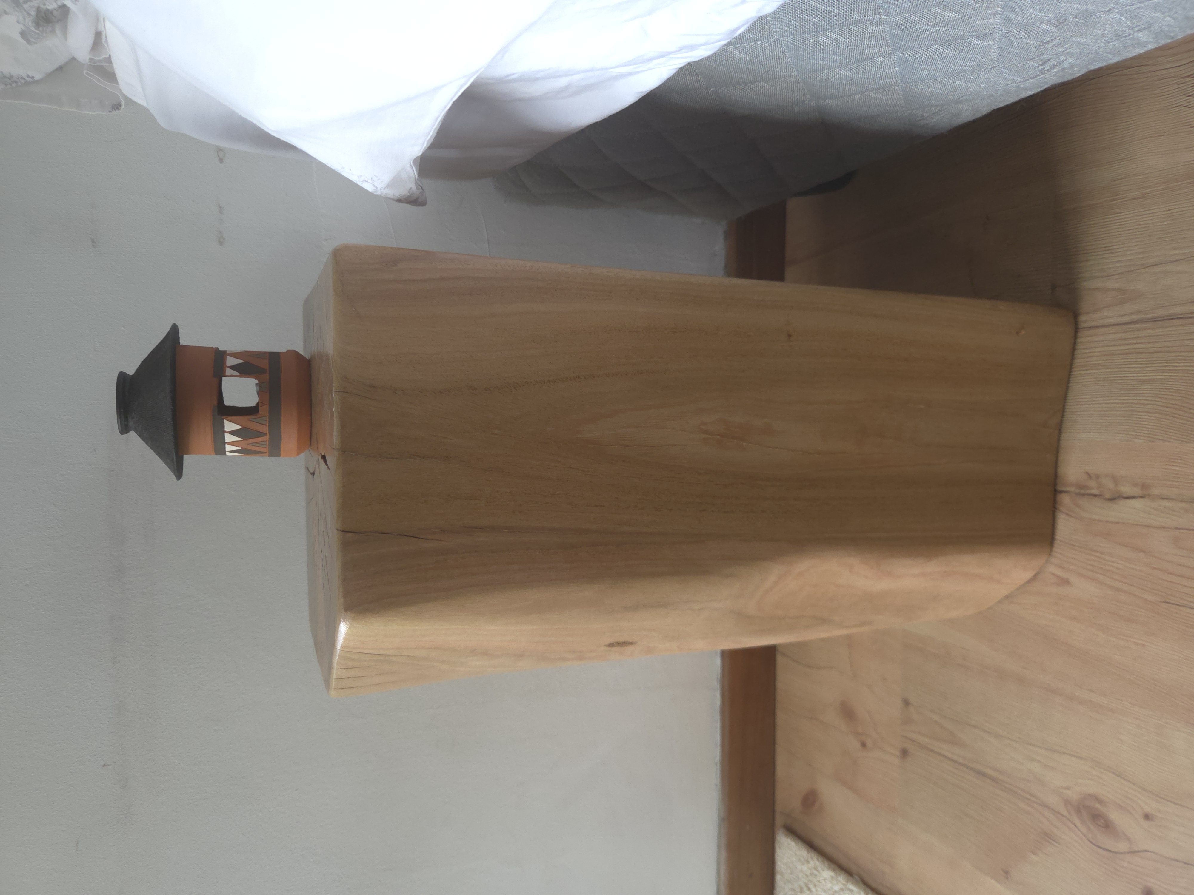 Large pedestals